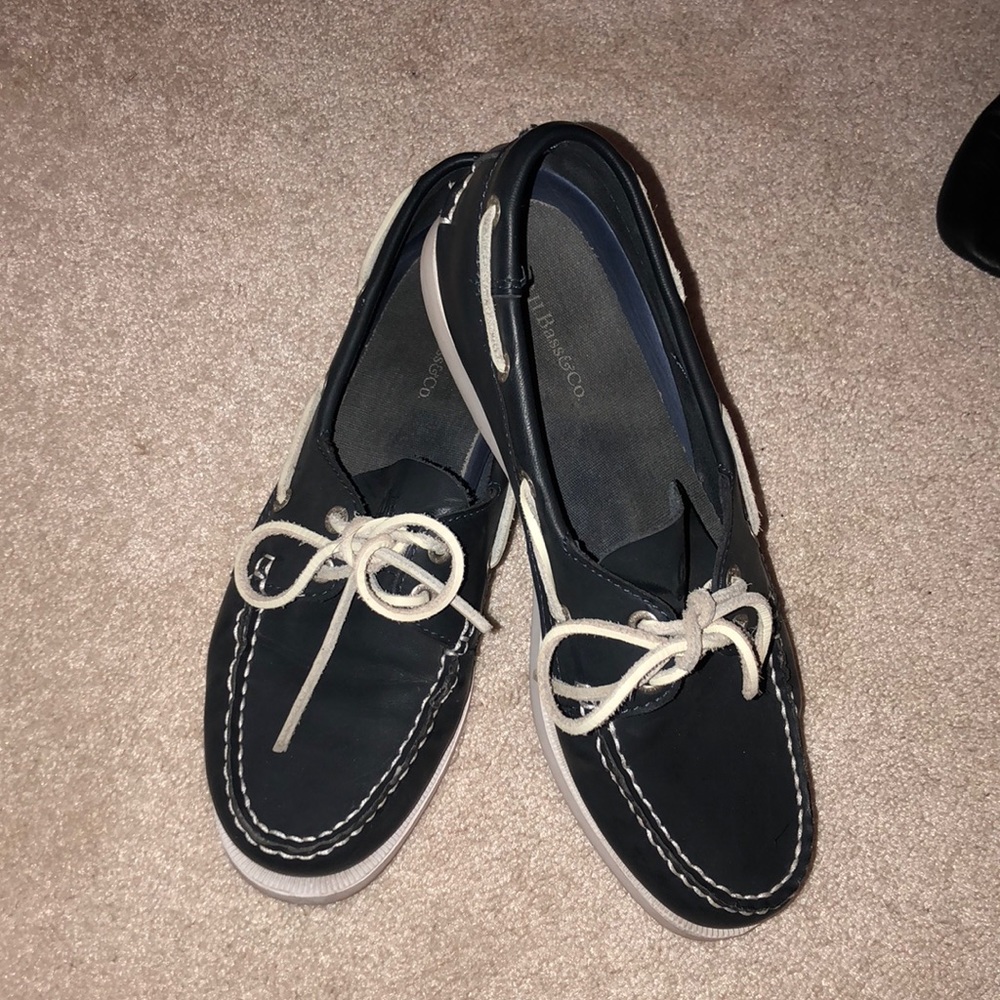 navy boat shoes